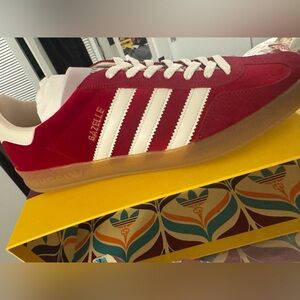 NWT Size 10 Gucci X Adidas Gazelle Red Sneakers with Dustbag and Box